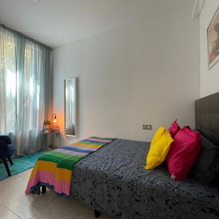 Plaza Universidad Rooms Barcelona Buitenkant foto